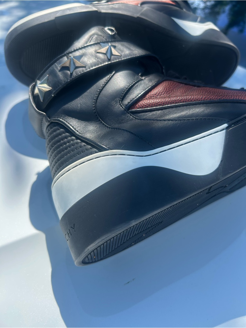 Givenchy Black & Red High-Top Sneakers with Star Strap - Picture 3 of 7